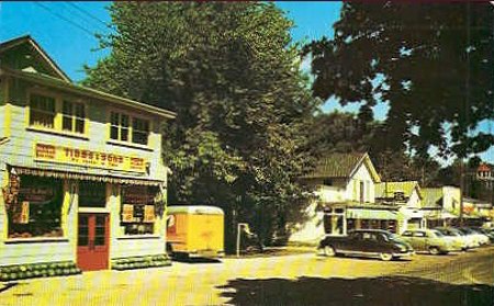 Devils Lake Amusement Park - Stores (newer photo)